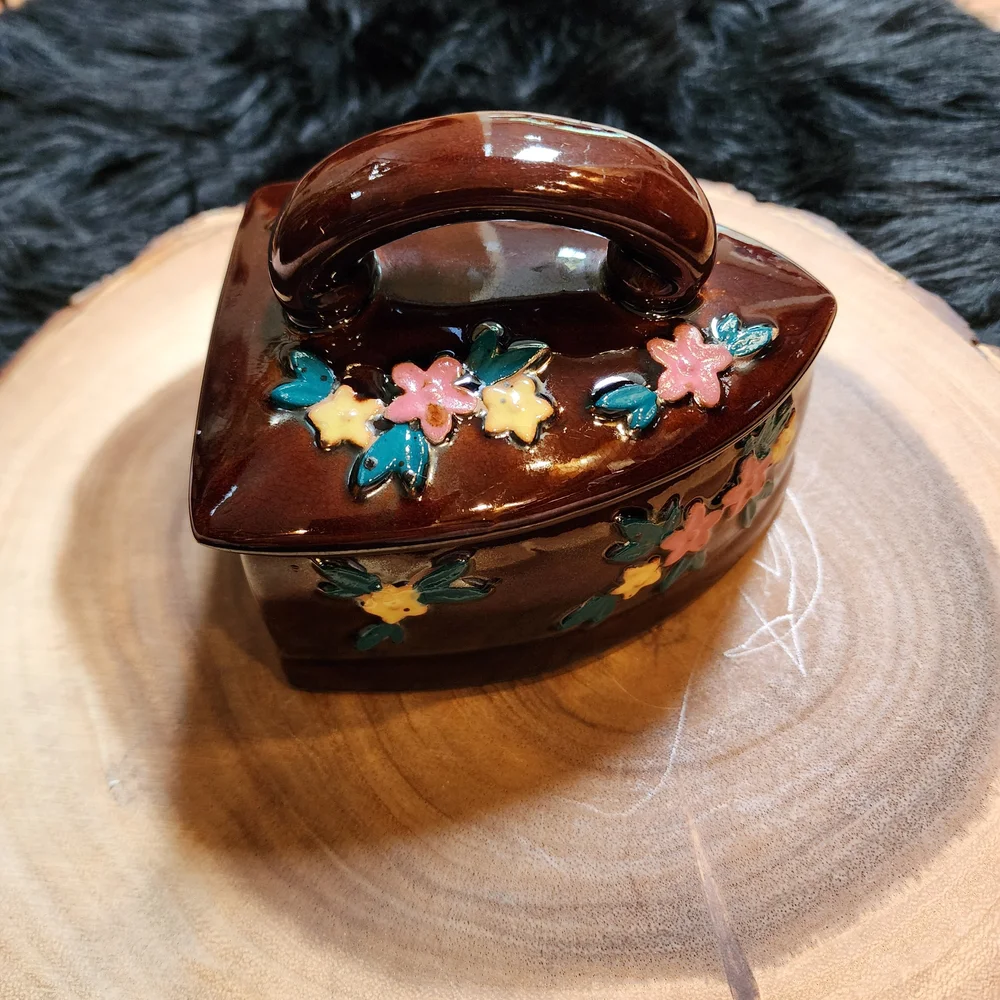 Vintage Iron Shaped Brown Ceramic Sugar Bowl Trinket Box With Lid Made In Japan
